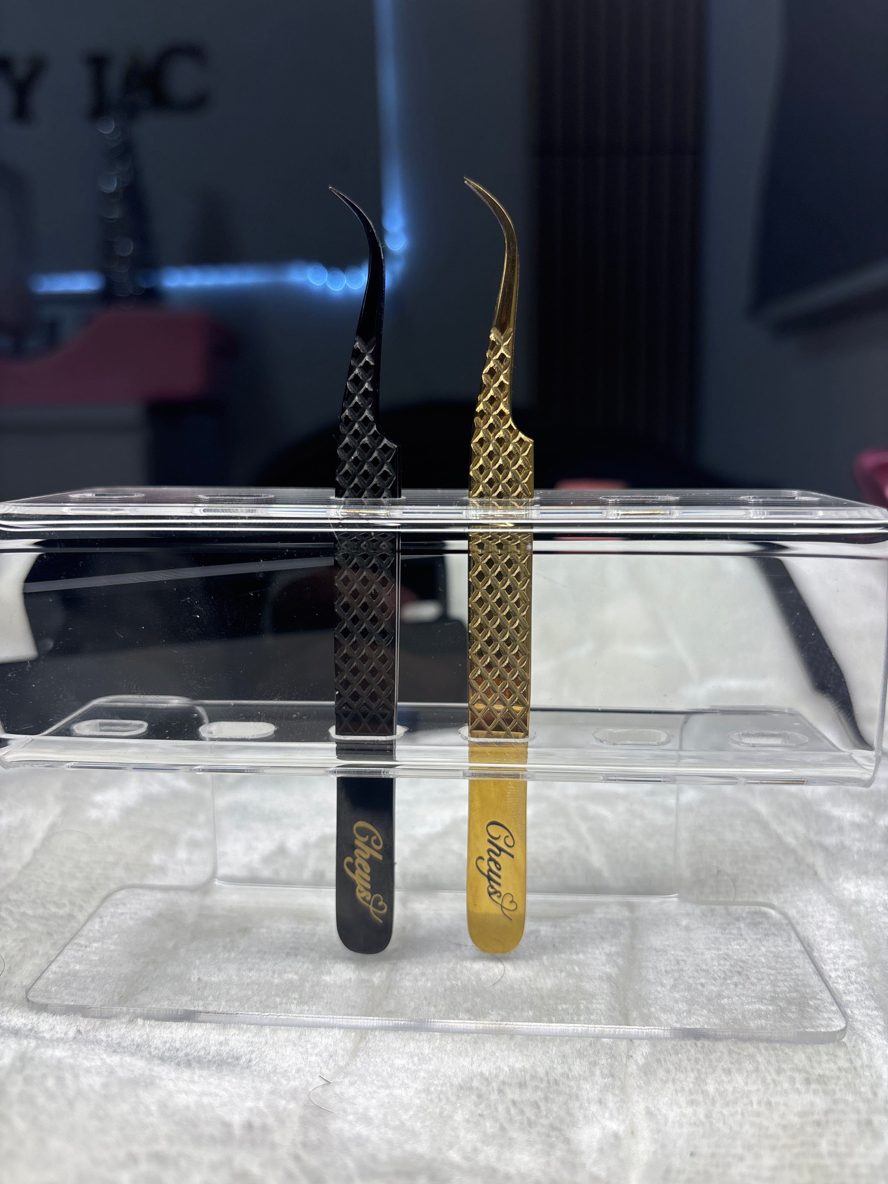 J curve tweezer | volume